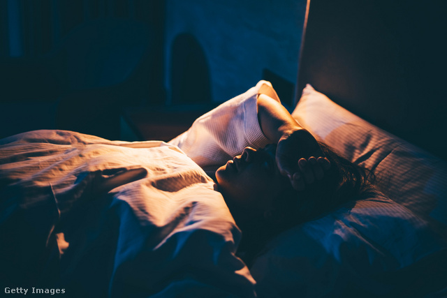 A kutatók önkénteseken figyelték meg, mennyire befolyásolják az alvást a különböző fények
