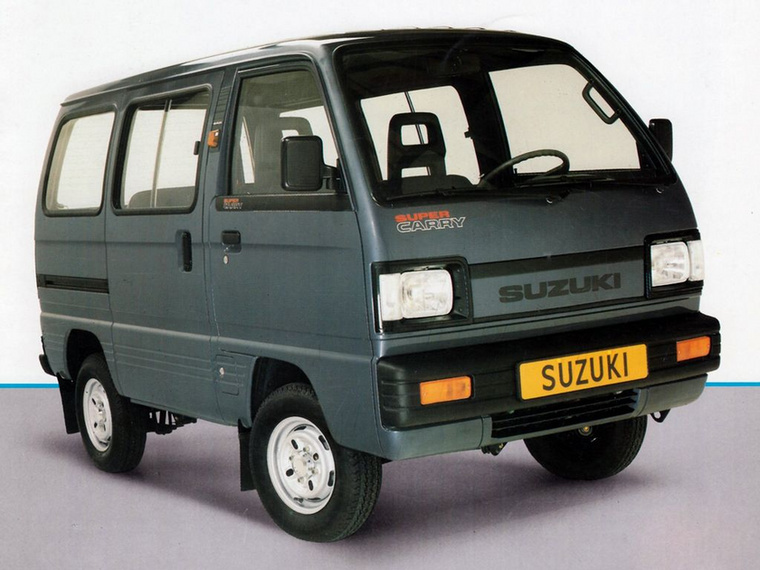 A legaranyosabb mindenes, vagyis a CarryEgy egész cikket lehetne írni a Suzuki Carry-ről, hiszen ez nem csupán egy népszerű típus, a múltja is igen színes
