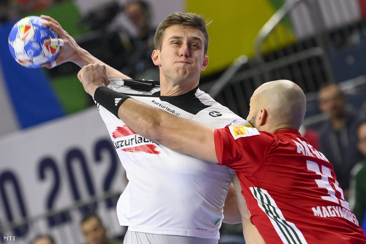 Mykola Bilyk a férfi kézilabda olimpiai kvalifikációs Európa-bajnokság középdöntőjének első fordulójában a Magyarország - Ausztria mérkőzésen