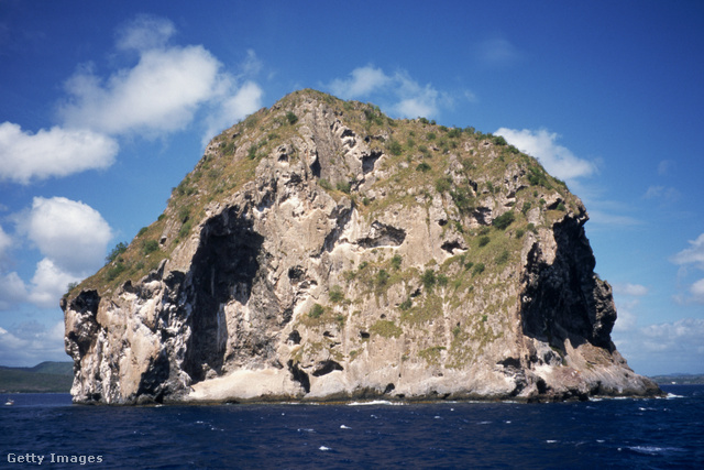 A Gyémánt-szikla Martinique-től nem messze található a Karib-tengeren