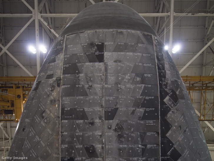 Az Endeavour űrsikló hőpajzsa 2012 szeptemberében
