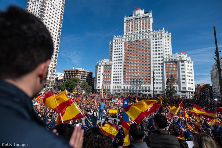 Pedro Sánchez kormánya elleni tüntetés Madridban, Spanyolországban 2024. január 28-án