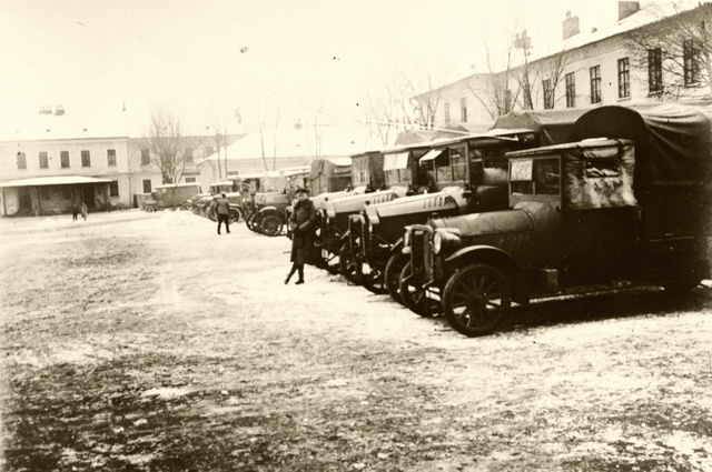A háború különleges technikai vívmányoknak nyitott utat, ezek voltak az első magyar teherautók