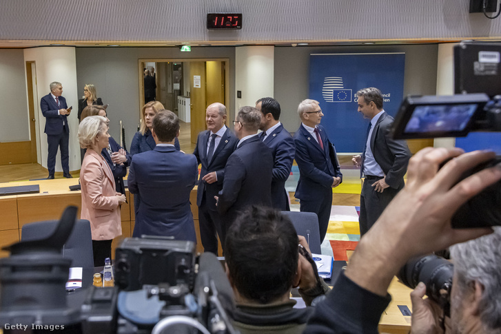 Az EU vezető politikusai az EU csúcstalálkozón 2023. december 14-én