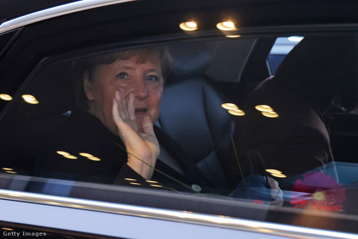 Angela Merkel 2021. december 8-án Berlinben