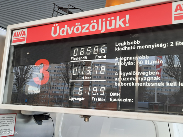 Vajon tartós lesz a benzinárcsökkenés?