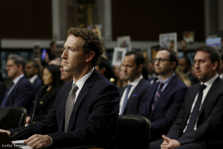 Mark Zuckerberg a kongresszusi tárgyaláson.