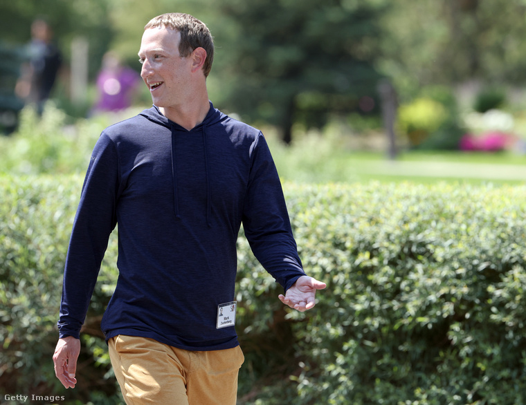 Mark ZuckerbergAmikor nem öltönyben van a bíróságon, a Facebook vezérigazgatója olyan, mint egy átlagos egyetemista.