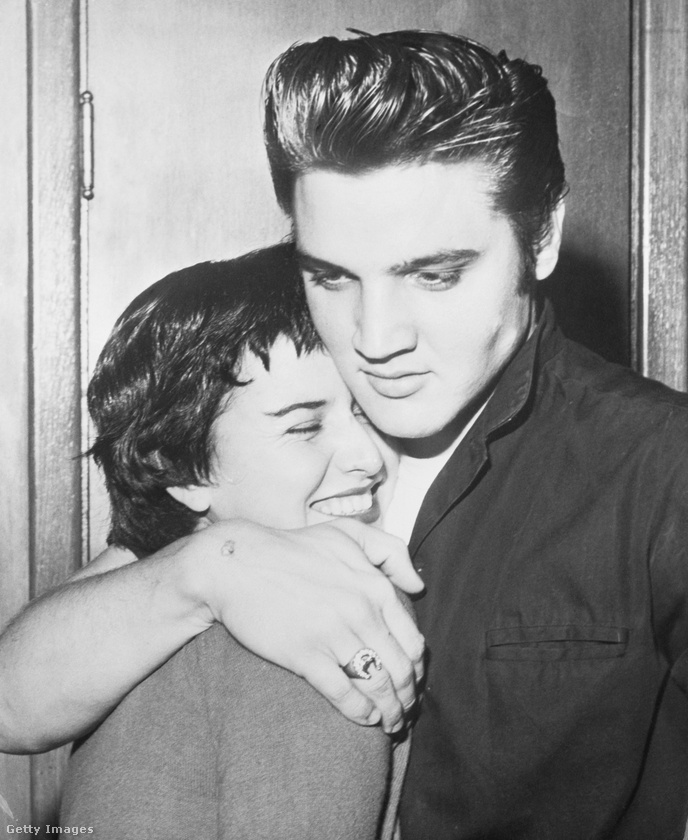 June Juanico&nbsp;&nbsp;Elvis az énekesi pályája elején egy évig volt együtt egyik rajongójával