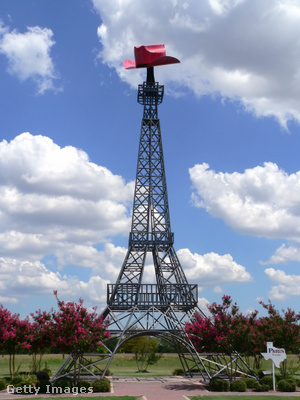 Eiffel-torony a texasi Párizsból