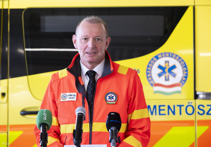 Győrfi Pál, az Országos Mentőszolgálat (OMSZ) szóvivője az OMSZ új győri mentőállomásának átadásán 2024. február 5-én