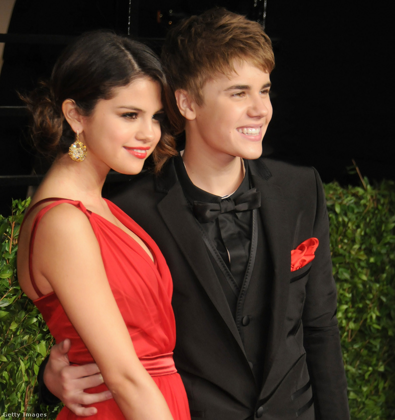 Selena Gomez és Justin Bieber már régóta nem alkot egy párt, viszont a két zenész szenvedélyes kapcsolatát jól jelzi, hogy Valentin-nap alkalmából az énekes felvásárolta egy Los Angeles-i virágbolt teljes készletét