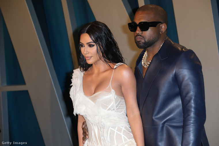 A híres rapper, Kanye West Kenny G jazz-szaxofonost hívta el meglepetés vendégként Kim Kardashiannek Valentin-napra