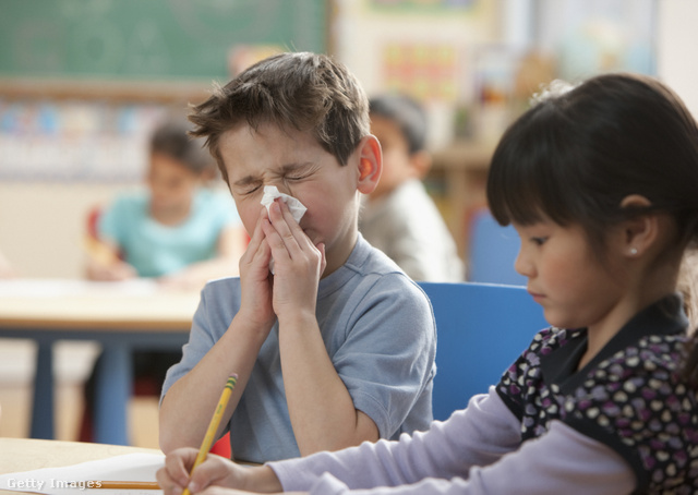 Nem csak influenzás gyerekek vannak az iskolákban, több betegség is tarol