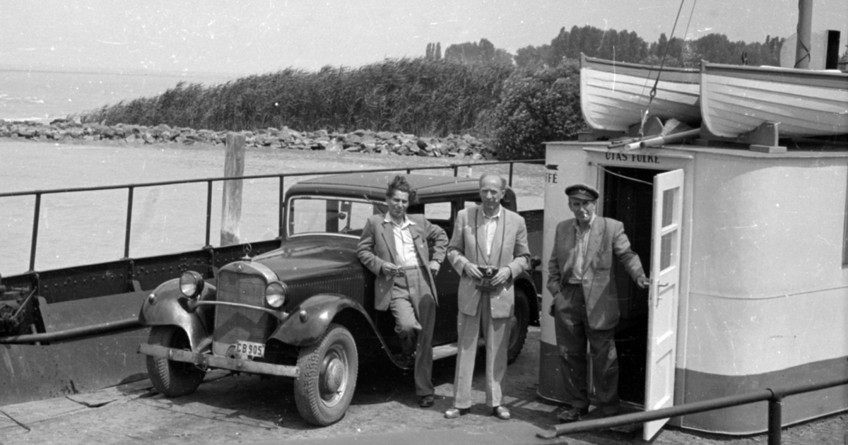 Szántód, 1953, Komp I. a kikötőben