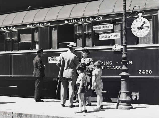 A vonat a párizsi olimpia tiszteletére régi, eredeti küllemmel várja az utasokat