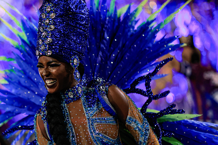 A brazil elnök, Luiz Inácio Lula da Silva nem vesz részt a karneváli rendezvényeken, azonban a felesége, Rosangela da Silva jelezte, hogy ő jelen lesz a parádén, ami a politikai élet és a népi kultúra összekapcsolódását mutatja.