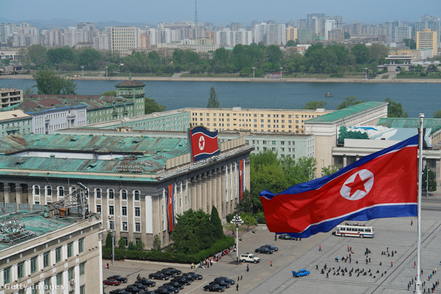 Észak-Korea zászlajában ma is ott a vörös csillag