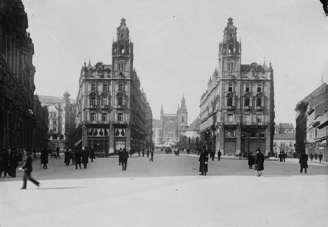 1904