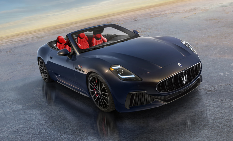 Jó az új platform, lesz elektromos verzió is, de tudjuk jól, hogy ezzel a V6-tal is fantasztikus a túrázós Maserati.