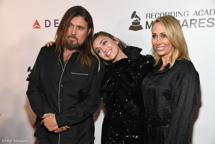 Billy Ray Cyrus, Miley Cyrus és Tish Cyrus 2019-ben