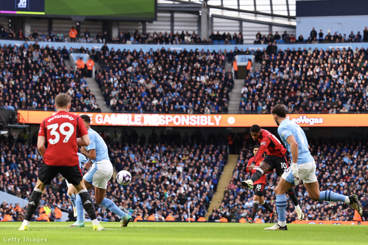 Marcus Rashford lövése