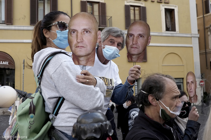 Chico Forti melletti tüntetés Róma utcáin 2020-ban