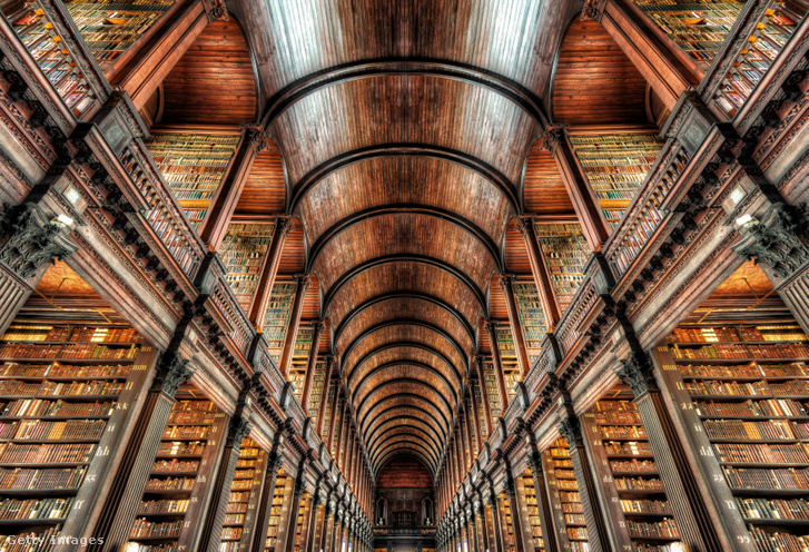 A Trinity College könyvtára, Dublin, Írország
