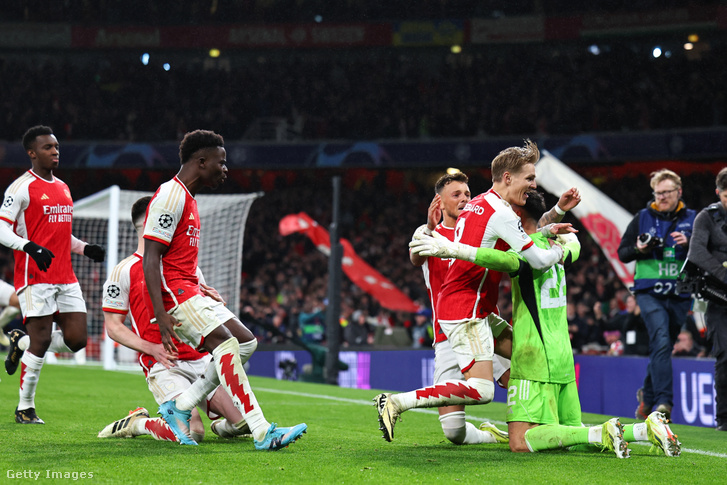 Az Arsenal játékosai önkívületi állapotban ünnepeltek a továbbjutás után