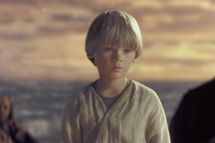 Jake Lloyd a fiatal Anakin Skywalker szerepében a Baljós árnyakban
