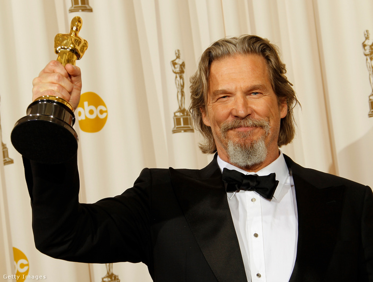 Jeff BridgesJeff Bridges 2010-ben kapta meg a legjobb férfi főszereplőnek járó szobrot az egy évvel korábban bemutatott Őrült szív című filmért