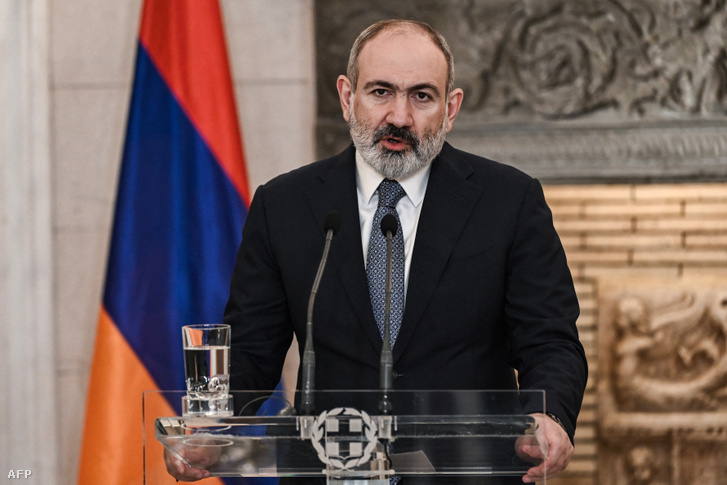 Nikol Pasinján örmény miniszterelnök Athénban 2024. február 27-én