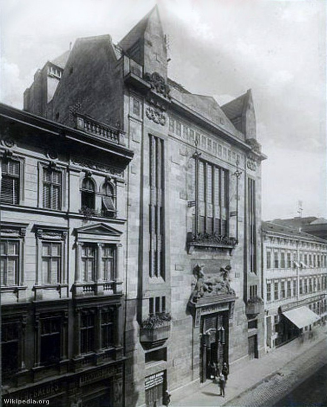 A Hungária fürdő 1910-ben