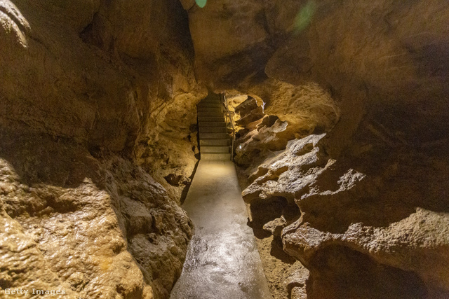 A Pál-völgyi-barlang hosszban még a Baradla-barlangrendszert is lekörözi