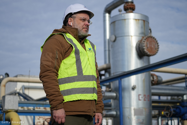 Herman Haluscsenko ukrán energiaügyi miniszter megvizsgálja Ukrajna gáztermelési és gázszállítási rendszerének objektumait Ukrajna keleti régiójában, Poltava megyében, 2024. január 31-én