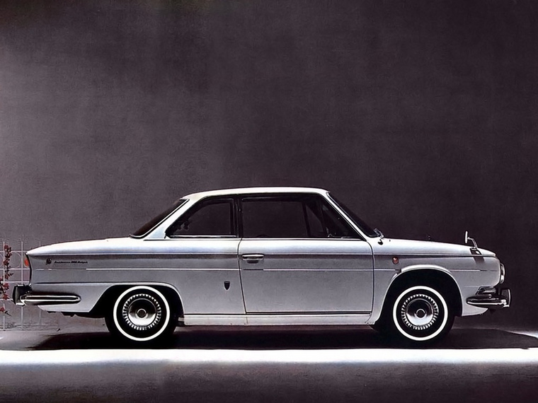 A második generációs PD-széria 1964-ben mutatkozott be, a tervezője pedig az a Giovanni Michelotti volt, aki egyebek mellett meghatározó Ferrarikat, Maseratikat, Lanciákat, sőt BMW-ket, például a 02-st is tervezett