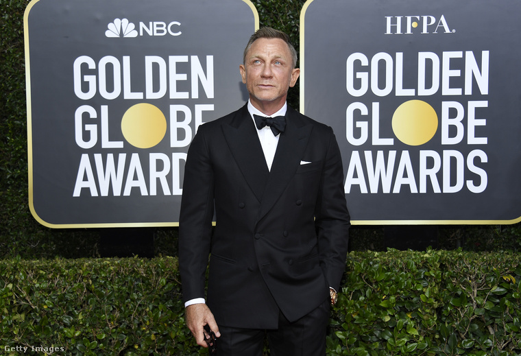 Daniel Craig egy műsorban bevallotta, hogy éveken keresztül terjesztette magáról azt a hírt, hogy remekül lovagol, csak, hogy könnyebben jusson szerepekhez, ugyanis a James Bond-filmek sztárjának karrierje elején kevés lehetőség jutott nagyobb filmekben
