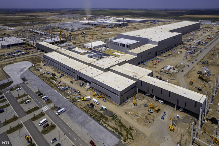 Az épülő BMW-gyár Debrecenben, 2023. július 17-én