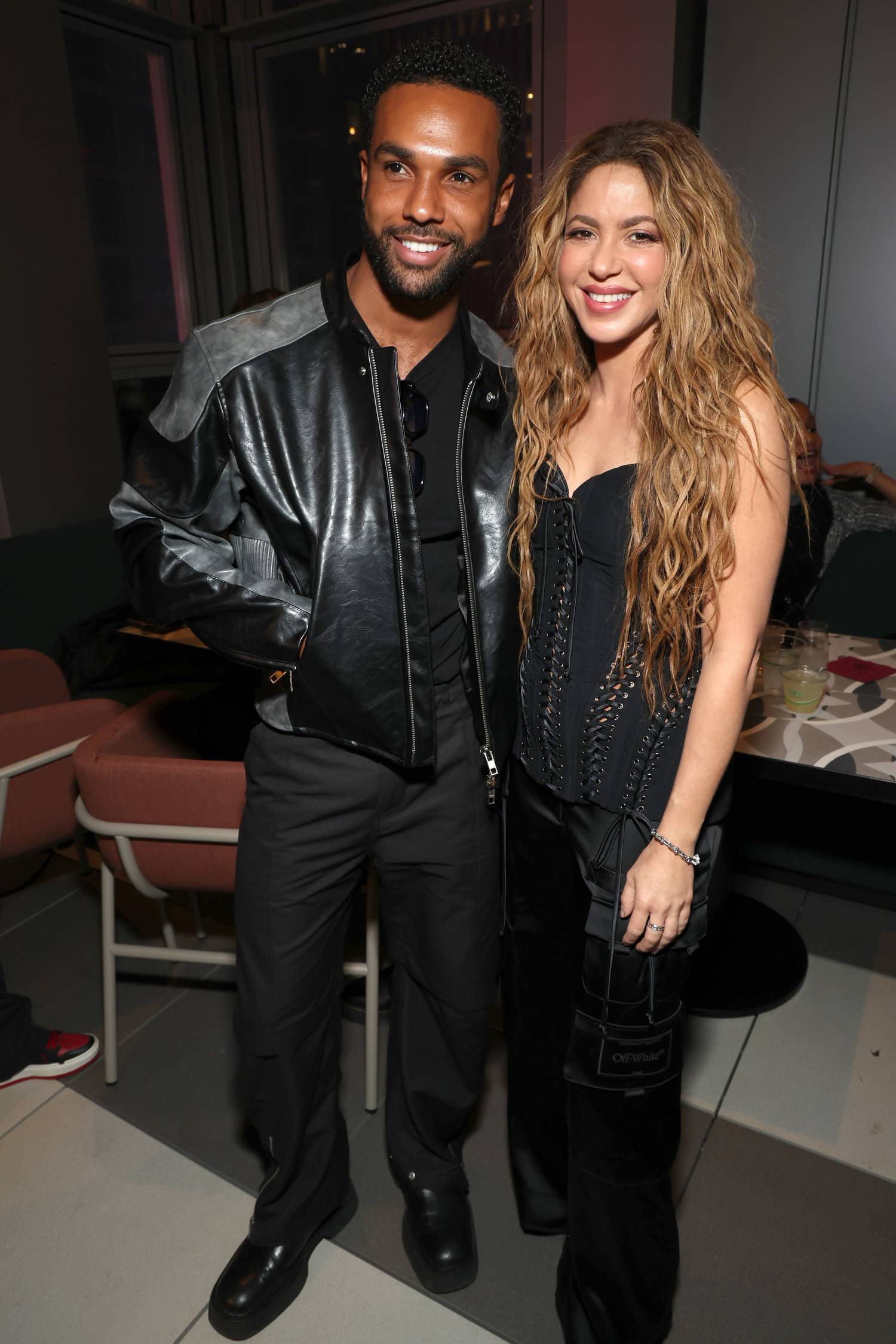 Íme Shakira és új szerelme, Lucien Laviscount.