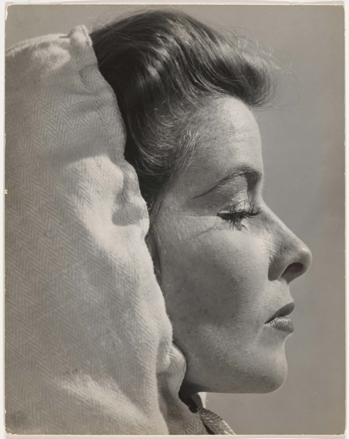 Katharine Hepburn, 1939, zselatinos ezüst nagyítás, 34x27 cm, Virginia Museum of Fine Arts