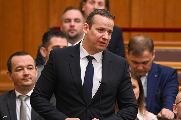 Toroczkai László a Mi Hazánk frakcióvezetője reagál Orbán Viktor miniszterelnök napirend előtti felszólalására az Országgyűlés plenáris ülésén 2024. február 26-án