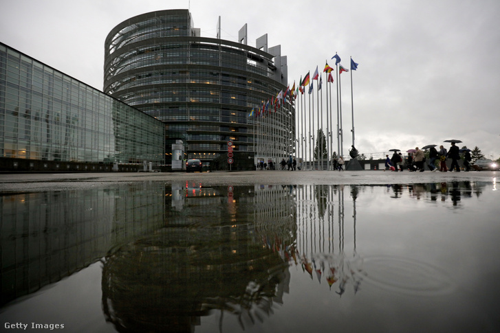 Az Európai Parlament épülete 2016. május 12-én