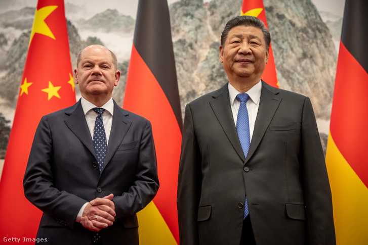 Olaf Scholz német kancellárt Pekingben fogadja Hszi Csin-ping kínai elnök 2024. április 16-án