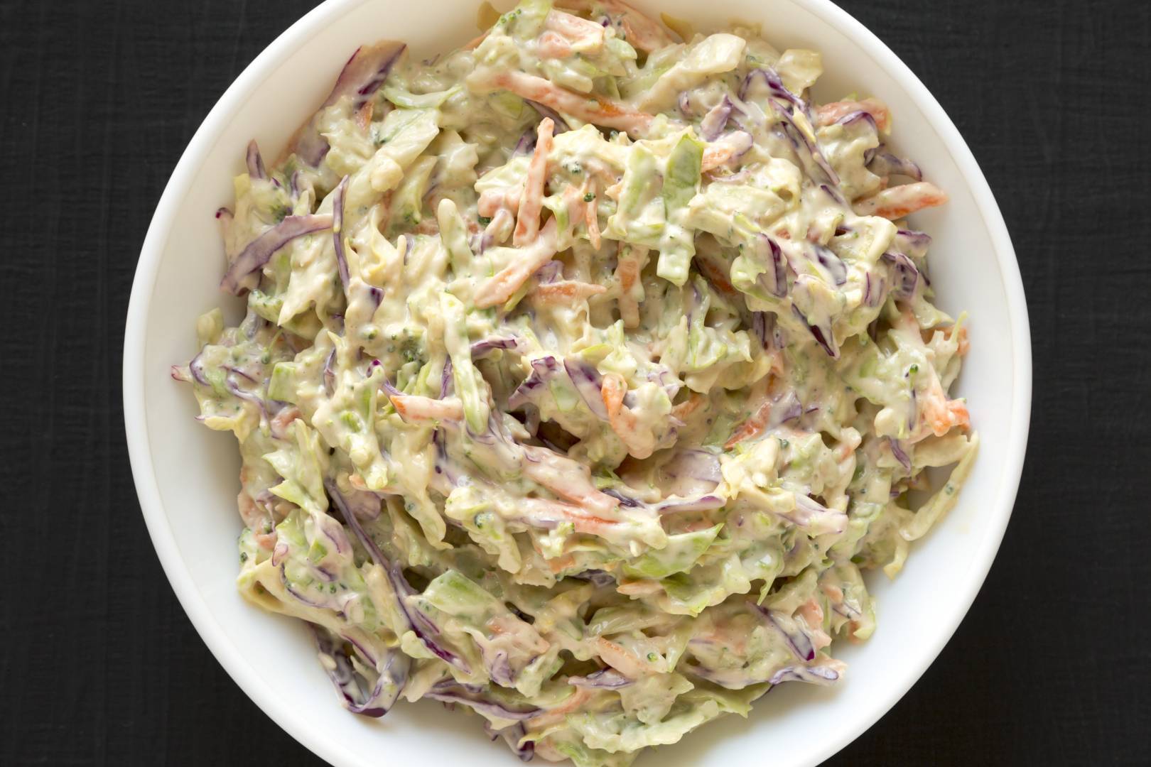 brokkolisalata