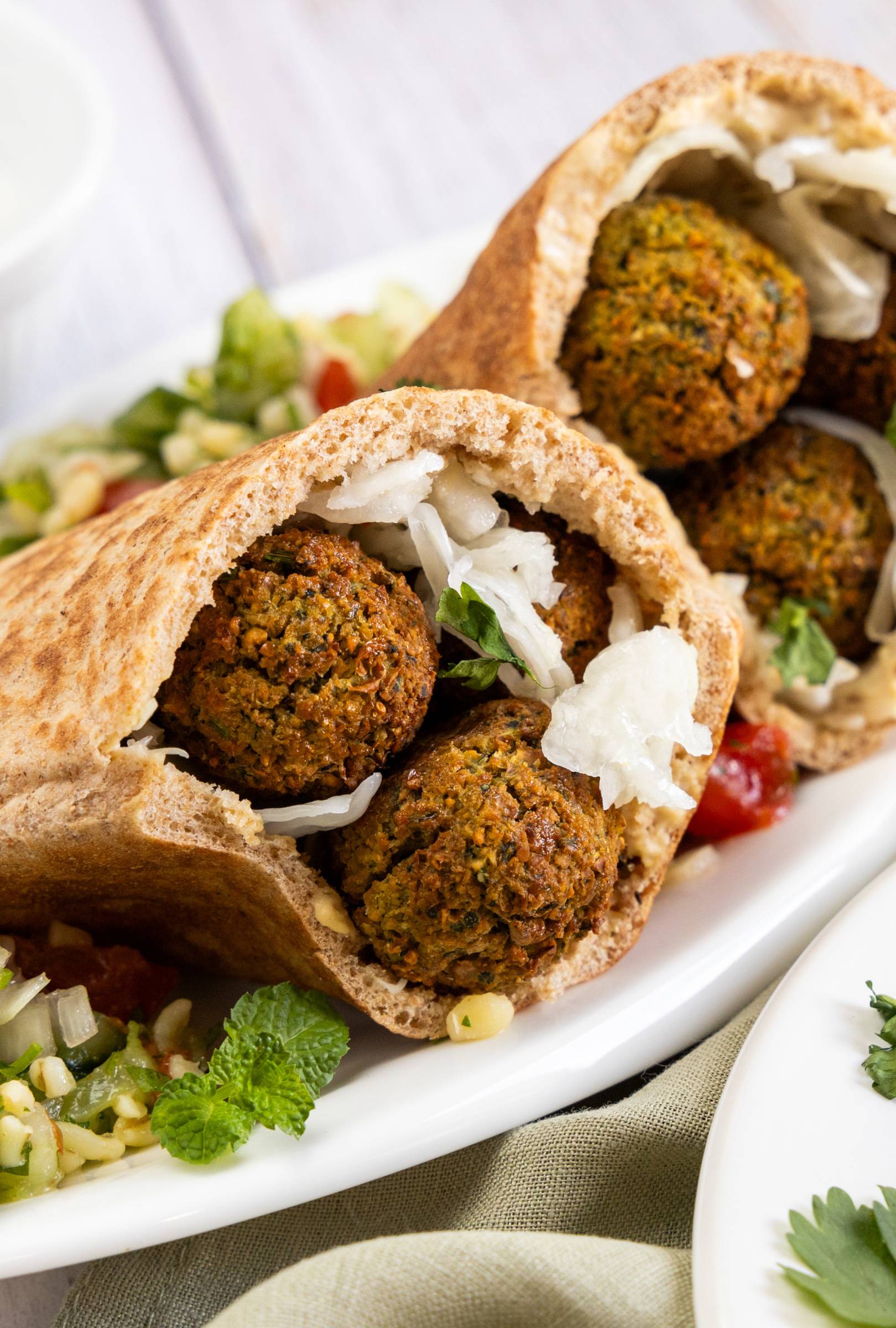 Kozel-keleti-etelek-falafel