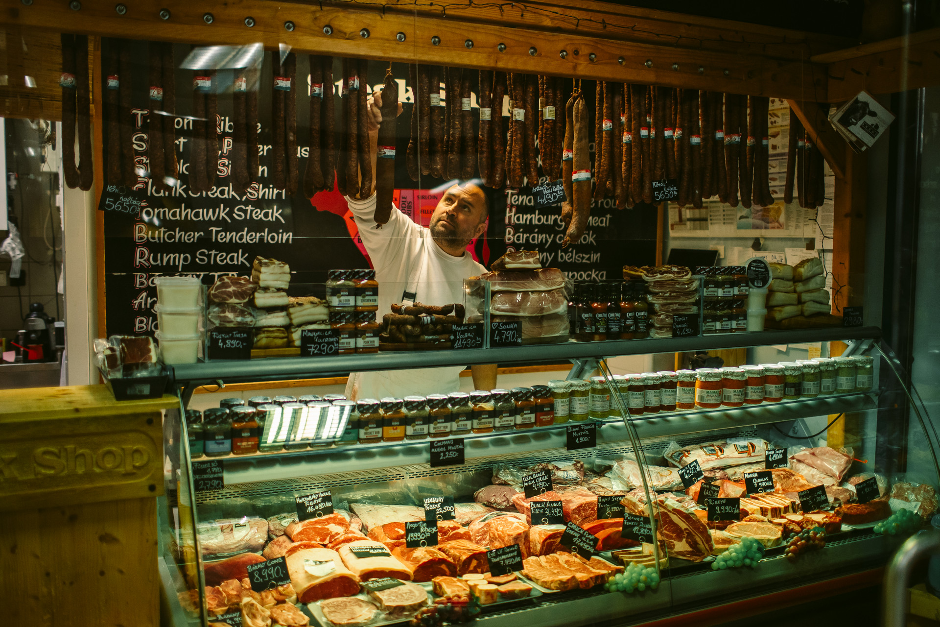 A Steak Shopba akkor is érdemes betérni, ha csak nézelődnétek vagy eligazodnátok a húsok világában