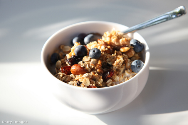 A reggelihez adott granola mennyiségére is ügyeljünk