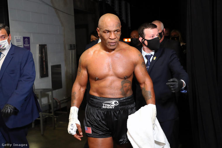 Mike Tyson utoljára 2020-ban boxolt. (Fotó: Joe Scarnici / Getty Images Hungary)