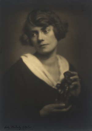 Boncza Berta 1915-ben ment feleségül Ady Endréhez (Székely Aladár felvétele, 1910)