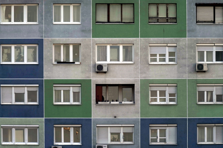 A szakértő szerint nem mindegy, hogy a társasház melyik emeletén élünk. (Fotó: Nagy Attila Károly / Index)